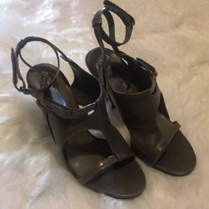 BCBGMAXAZRIA High Heels